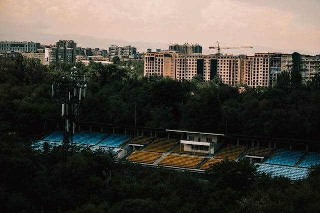 السياحة في قرغيزستان 2025- 2026: دليل السفر الشامل للمسافرون العرب